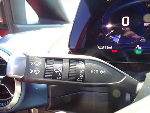 Certified 2024 Chevrolet Equinox EV LT FWD image 14
