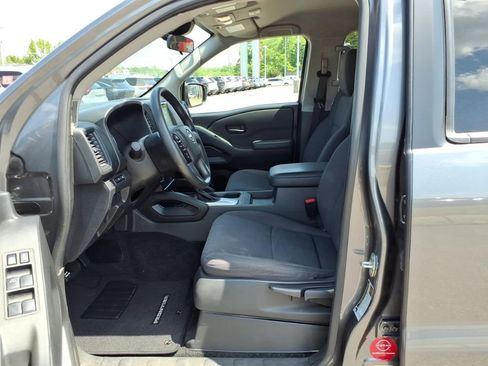 Certified 2023 Nissan Frontier S AWD/4WD image 5
