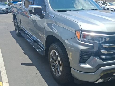 Used 2025 Chevrolet Silverado 1500 High Country w/ Technology Package AWD/4WD image 3