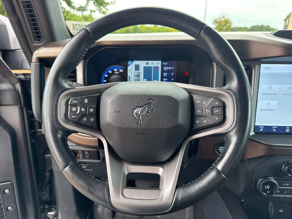 Used 2023 Ford Bronco Outer Banks w/ Sasquatch Package AWD/4WD image 25
