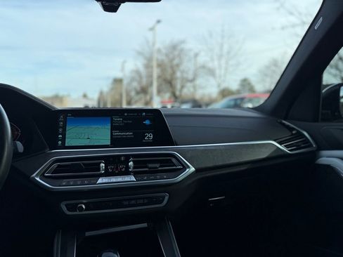 Used 2023 BMW X5 xDrive40i w/ M Sport Package image 51