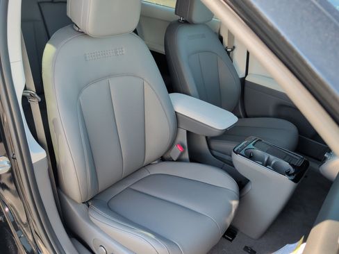 New 2026 Hyundai Ioniq 5 SEL image 28