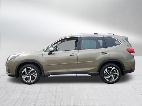 Used 2023 Subaru Forester Touring w/ Popular Package #3 AWD/4WD image 4