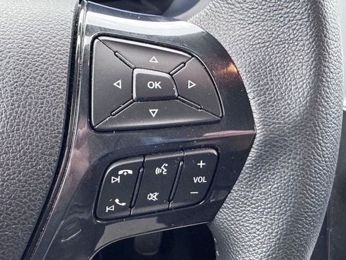 Used 2019 Ford Explorer XLT w/ Equipment Group 202A AWD/4WD image 16