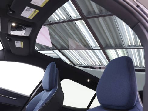 New 2026 Volvo EX30 Plus image 11