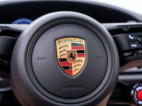 Certified 2026 Porsche 911 Carrera GTS RWD image 31