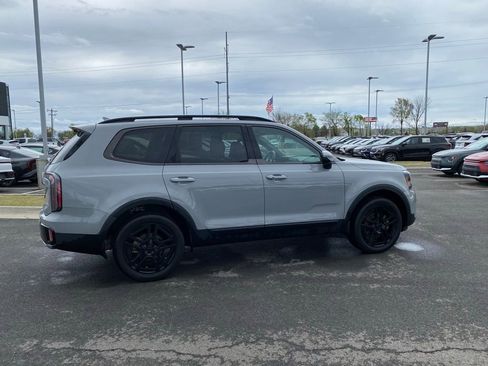 Used 2025 Kia Telluride EX X-Line image 8