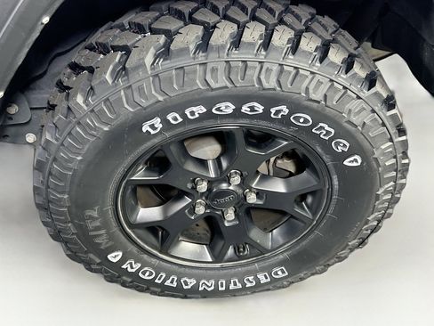 Used 2022 Jeep Wrangler Unlimited Sport image 26