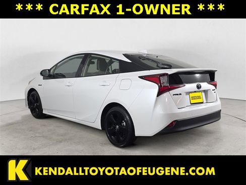 Used 2021 Toyota Prius image 3