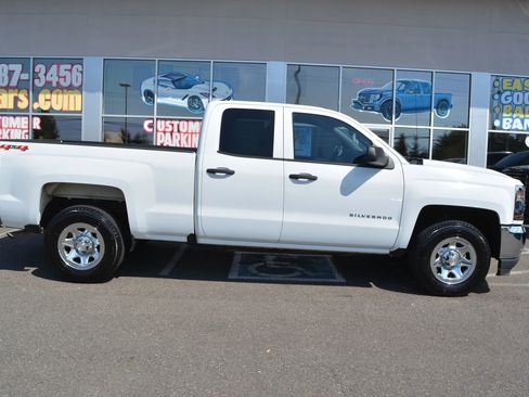 Used 2018 Chevrolet Silverado 1500 LS w/ Trailering Package image 8