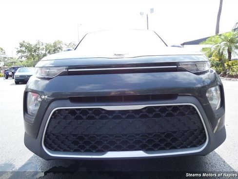 Used 2020 Kia Soul LX FWD image 4
