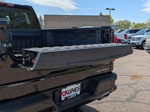New 2026 GMC Sierra 1500 Denali w/ Denali Reserve Package AWD/4WD image 31