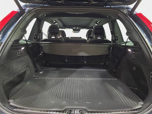 Used 2021 Volvo XC90 T6 Inscription w/ Advanced Package image 14