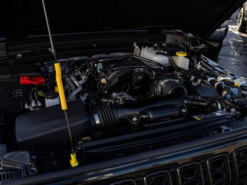 New 2026 Jeep Gladiator Sport AWD/4WD image 24