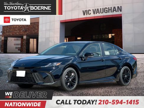 New 2026 Toyota Camry SE FWD image 1