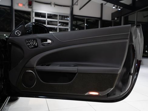 Used 2015 Jaguar XKR R RWD image 21