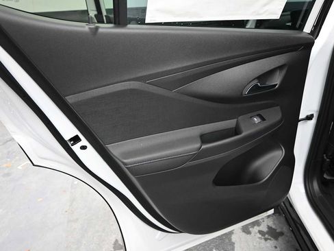 New 2026 Buick Envista Sport Touring w/ Convenience I Package FWD image 23