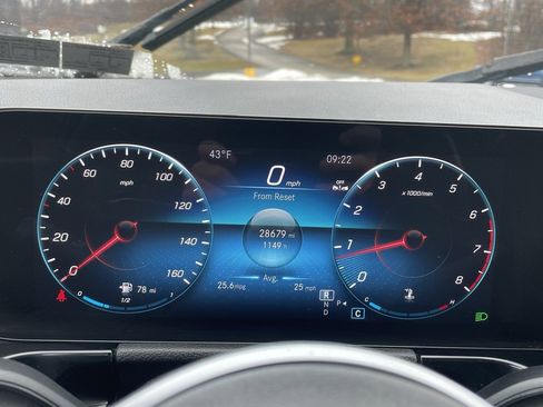 Used 2023 Mercedes-Benz GLA 250 4MATIC image 39