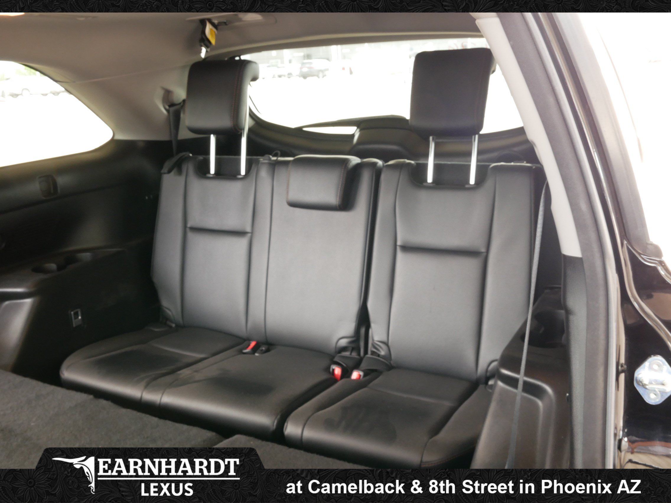 Used 2017 Toyota Highlander Limited w/ Carpet Mat Package AWD/4WD image 4