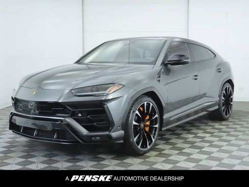 Used 2020 Lamborghini Urus image 1