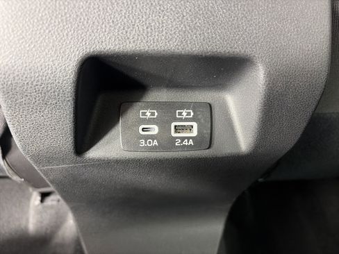 Used 2026 Subaru Crosstrek 2.0i Premium image 17