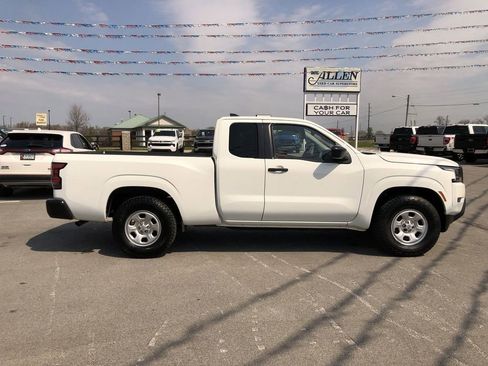 Used 2022 Nissan Frontier S RWD image 14