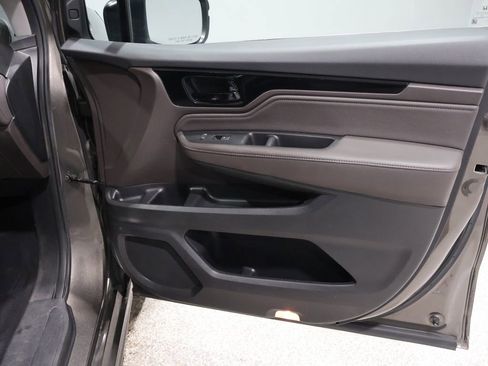 Used 2022 Honda Odyssey Touring image 23