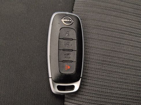 Used 2025 Nissan Sentra SV FWD image 32