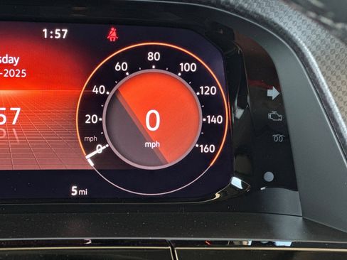 New 2025 Volkswagen Atlas Peak Edition SE AWD/4WD image 28