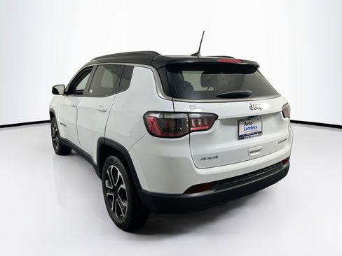 Used 2022 Jeep Compass Limited image 7