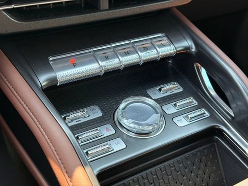 New 2026 Lincoln Nautilus Reserve AWD/4WD image 29