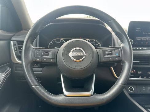 Used 2023 Nissan Rogue SV w/ SV Premium B Package AWD/4WD image 21