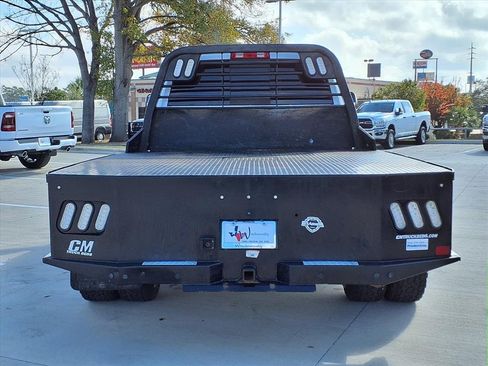 Used 2021 RAM 3500 Tradesman image 7