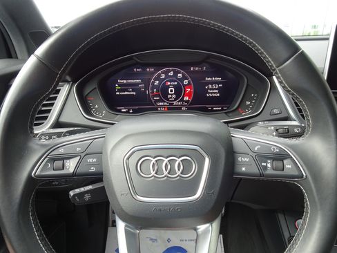 Used 2018 Audi SQ5 Prestige AWD/4WD image 21
