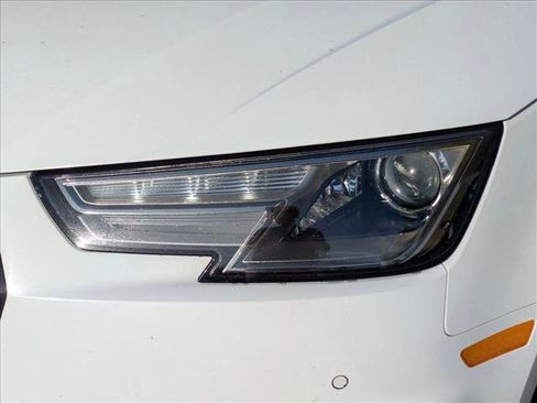 Used 2019 Audi A4 2.0T Premium image 7