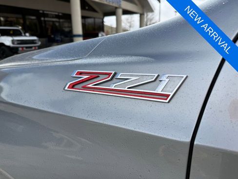 Used 2025 Chevrolet Suburban Z71 AWD/4WD image 6