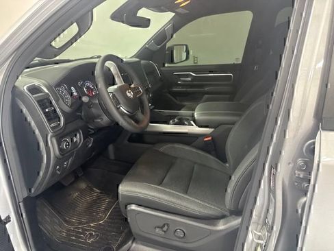 Used 2025 RAM 1500 Big Horn AWD/4WD image 12
