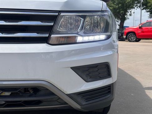 Used 2019 Volkswagen Tiguan S image 6