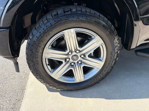 Used 2019 Ford F150 XLT w/ Equipment Group 302A Luxury AWD/4WD image 9