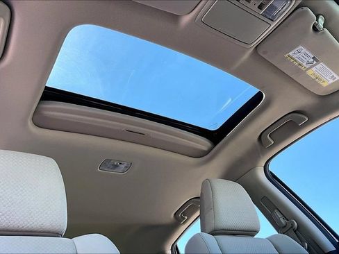 Used 2015 Honda CR-V EX image 25