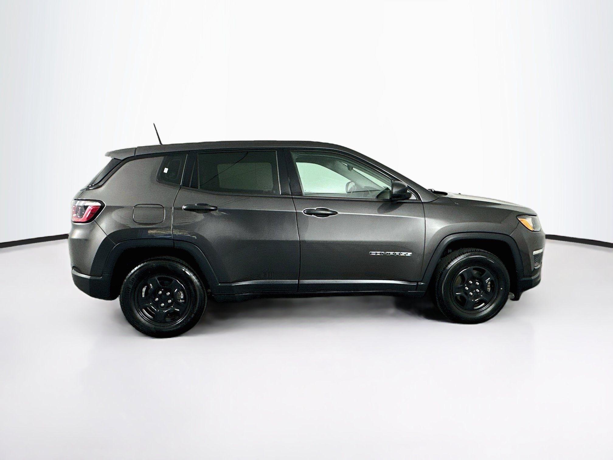 Used 2018 Jeep Compass Sport FWD image 10