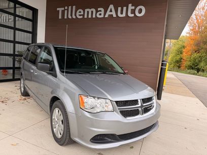 Used 2018 Dodge Grand Caravan SE