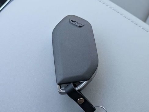 New 2025 Kia Telluride EX image 35