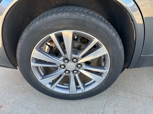 Used 2020 Cadillac XT6 Premium Luxury image 11