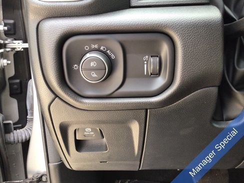 Used 2022 RAM 1500 Big Horn AWD/4WD image 25
