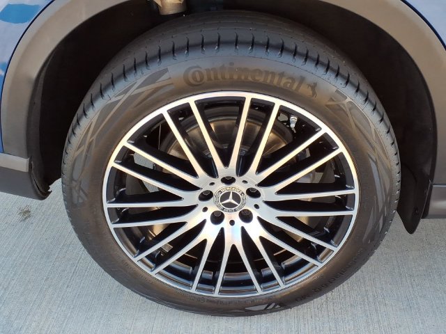 Used 2024 Mercedes-Benz GLC 300 image 24