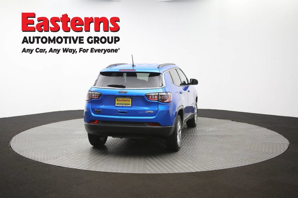 Used 2024 Jeep Compass Latitude AWD/4WD image 38