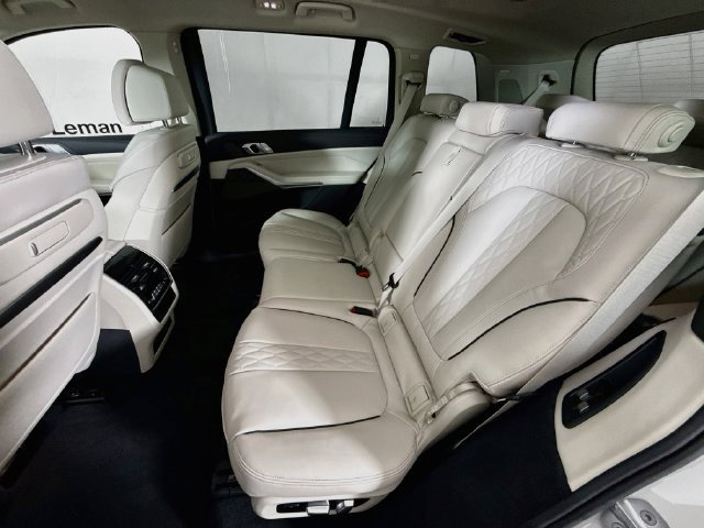 New 2027 BMW X7 xDrive40i AWD/4WD image 25