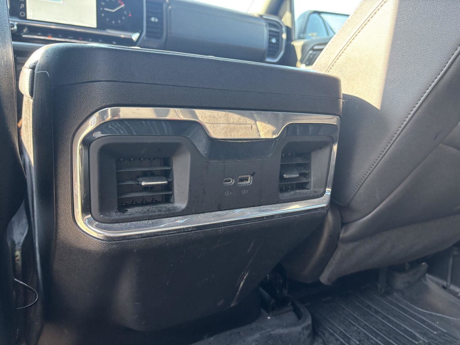 Used 2024 GMC Sierra 1500 Elevation w/ Elevation Premium Package AWD/4WD image 23