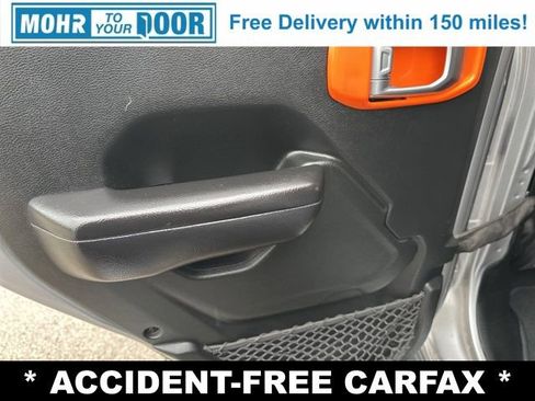 Used 2018 Jeep Wrangler Unlimited Sport S image 28